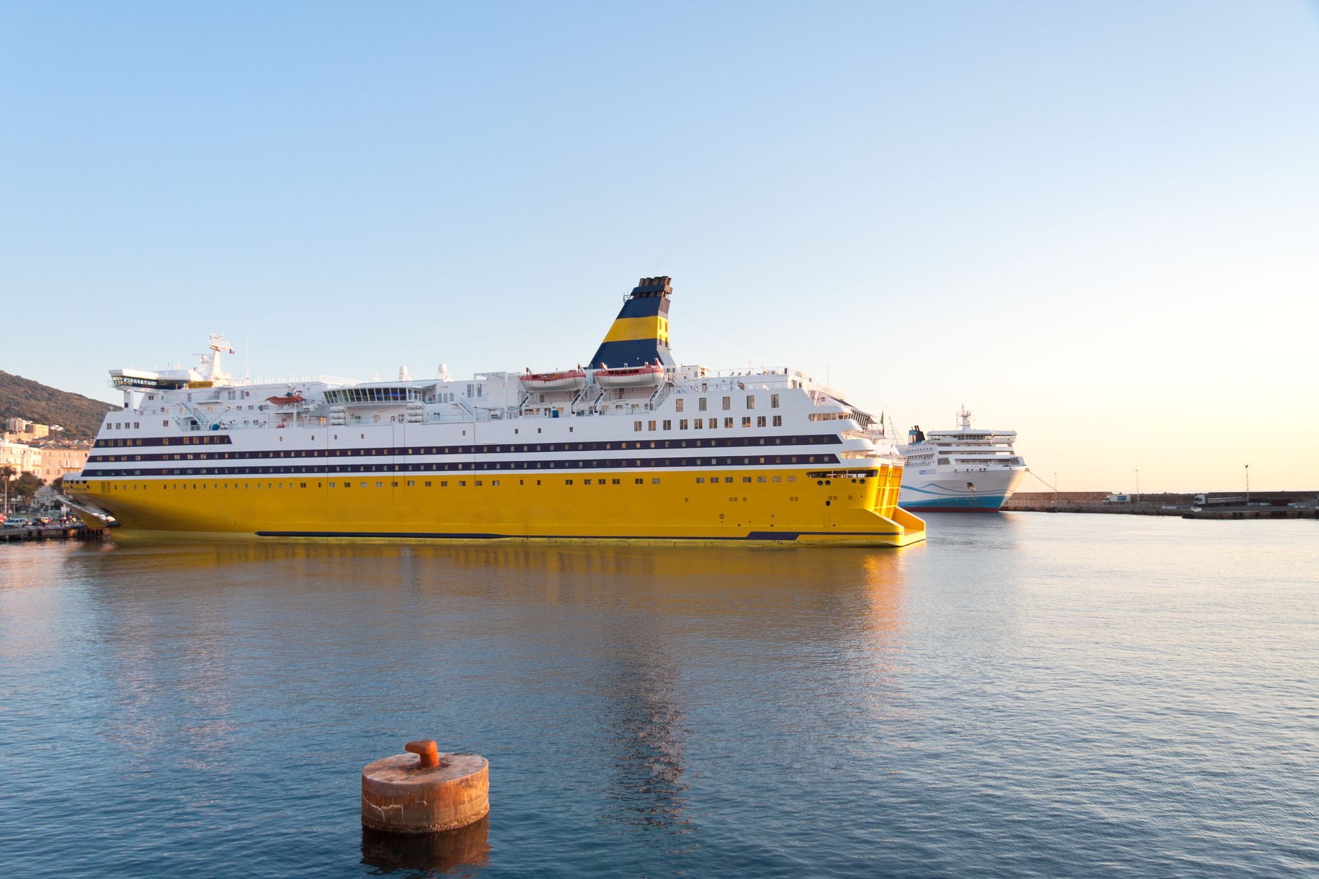 ferry, port de Bastia
